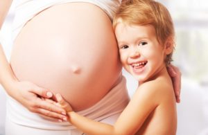 Inwazyjne i nieinwazyjne badania prenatalne - które wybrać?